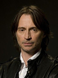 Robert Carlyle